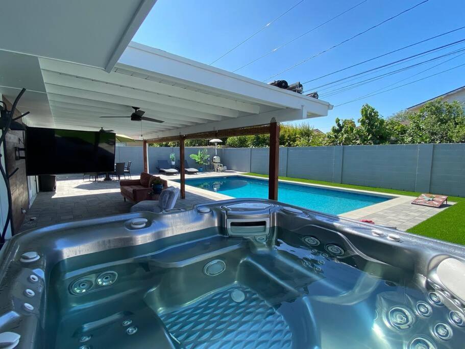 Huntington Beach, Ac, Pool, Hot Tub, Detached Office, Close To Beach, Outside Entertaining Area Eksteriør billede