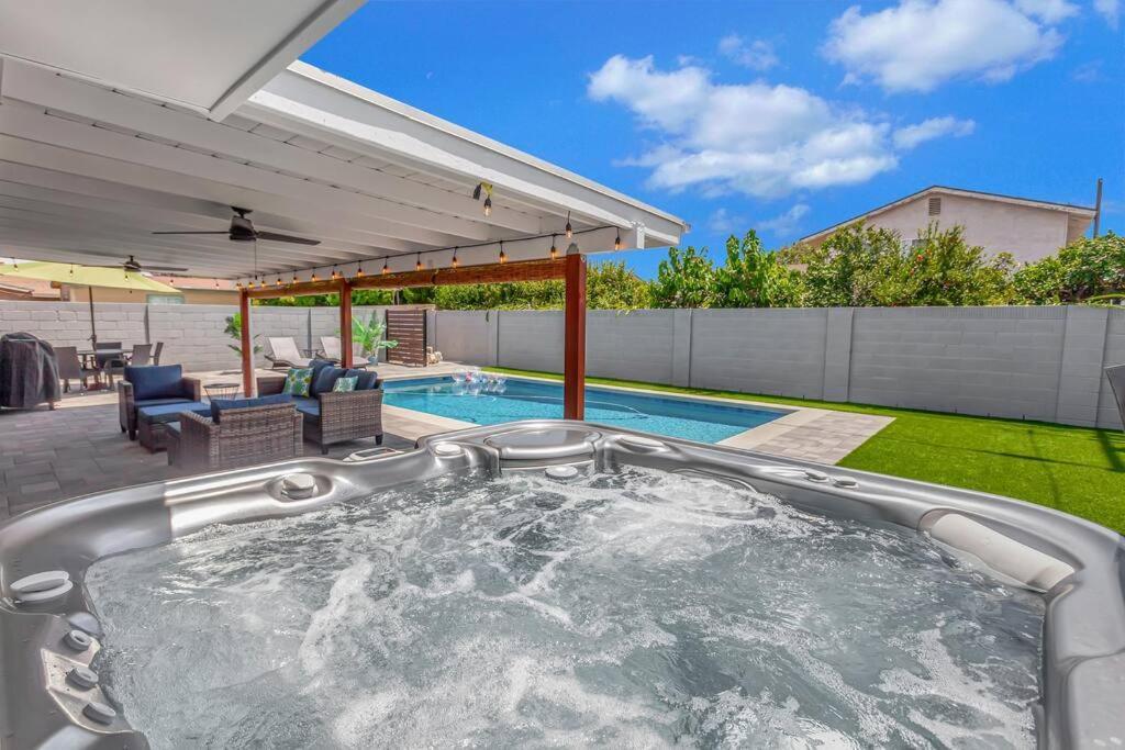 Huntington Beach, Ac, Pool, Hot Tub, Detached Office, Close To Beach, Outside Entertaining Area Eksteriør billede