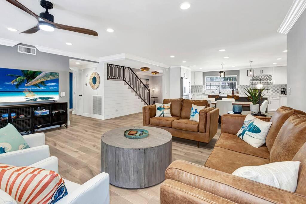 Huntington Beach, Ac, Pool, Hot Tub, Detached Office, Close To Beach, Outside Entertaining Area Eksteriør billede